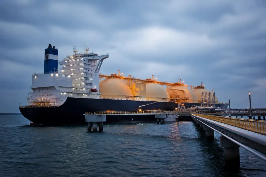 Additional Illustration of Châu Âu vượt châu Á trong cuộc đua mua LNG khi giá tăng 150%