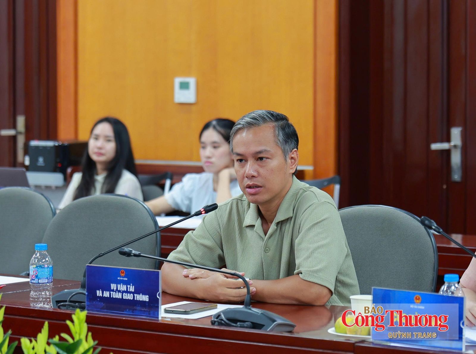 Đại diện các bộ ngành nêu ý kiến