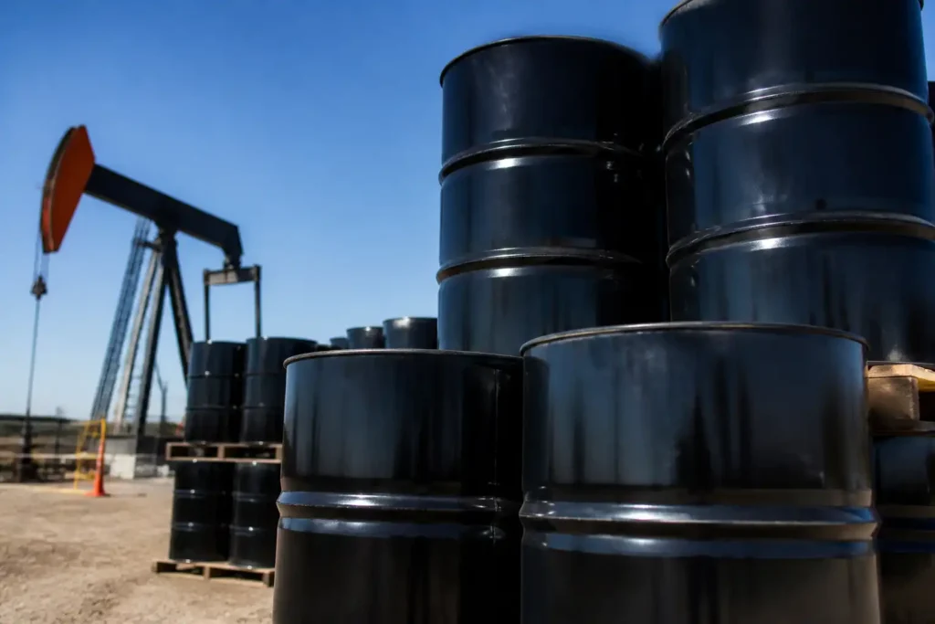 Illustration of Giá xăng dầu hôm nay 7/9 duy trì đà tăng sau quyết định của OPEC+