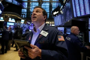 Illustration of Dow Jones tăng hơn 500 điểm dù PPI Mỹ cao nhất 4 năm