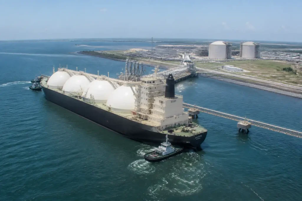 Illustration of Freeport LNG tăng nhập khí sau khi dừng train 2