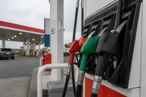 Lạm phát Canada tăng 3,1%, giá dầu nhiên liệu vọt 58%