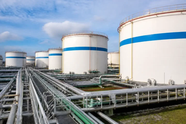 Illustration of Novak: Thỏa thuận diesel với Mỹ là tín hiệu tích cực cho kinh tế Nga
