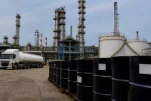 Novak: Thỏa thuận diesel với Mỹ có lợi cho Nga