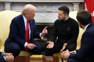 Illustration of Trump bảo vệ miễn trừ trừng phạt Nga khi rạn nứt với Ukraine sâu sắc hơn