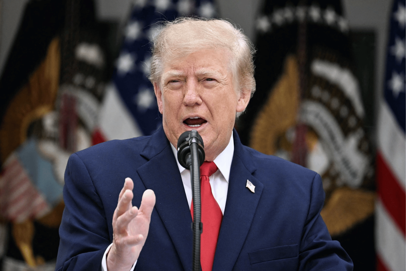 Ông Trump nói hòa bình Ukraine tiến gần